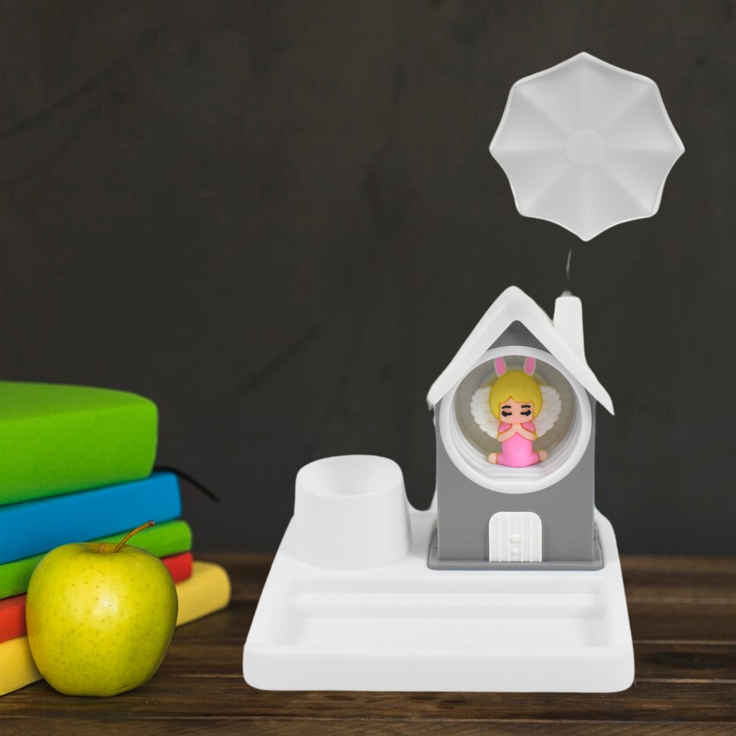 Cartoon Robot LED Desk Light with Adjustable Arm Cartoon Robot LED Desk Light with Adjustable Arm